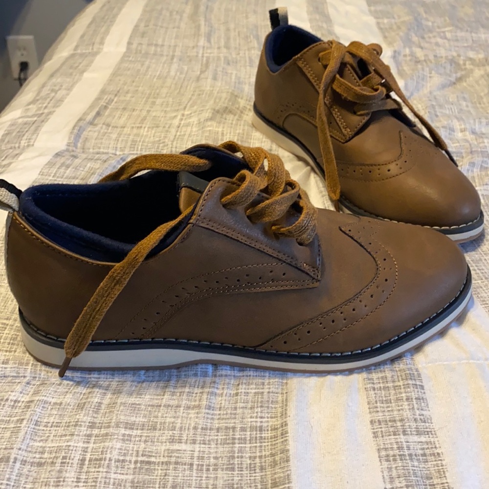 Boys dress shoes